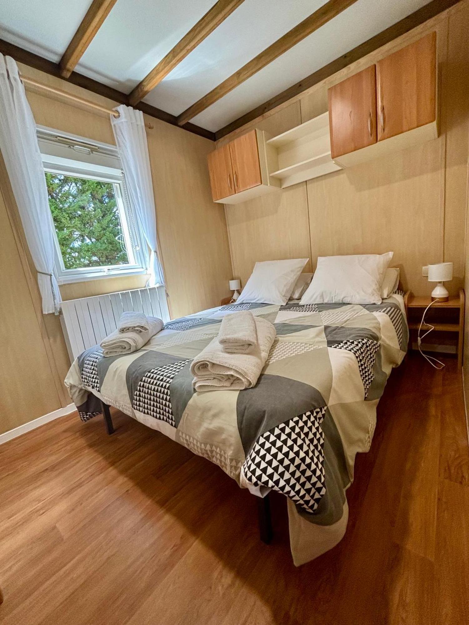 Montesquiou-Chalet-5 Personnes Exteriér fotografie